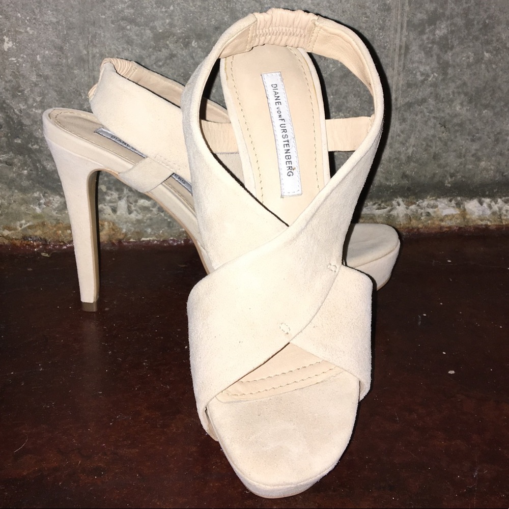 DVF Creme Suede Pumps